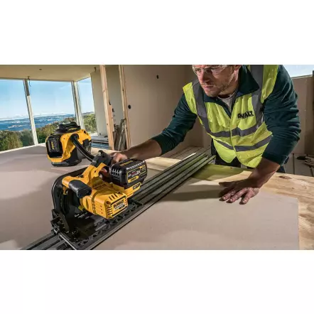 DEWALT - DCS520T2-QW - Scie Circulaire Plongeante 59 mm Sans Fil - Avec Rail et Coffret - Batteries 54V Li-On