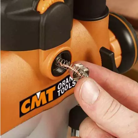 CMT - CMT7E - Défonceuse Professionnelle plongeante 2400 W - Vitesse variable électronique