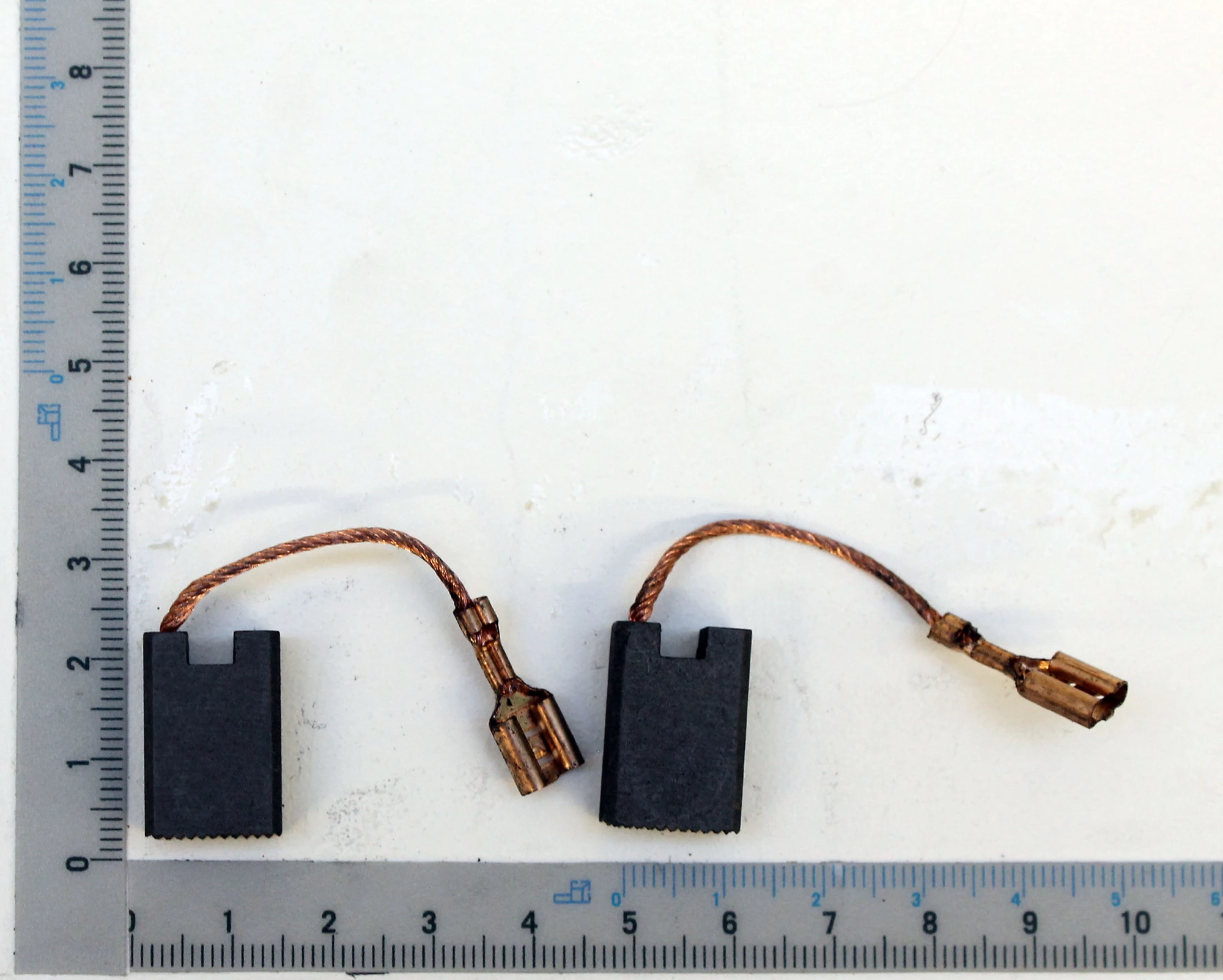 Lot De 4 Balais De Charbon 6.5x15x18mm - Compatible Scie De Table Scheppach HS 80 Et TS 205 - Remplacement Moteur
