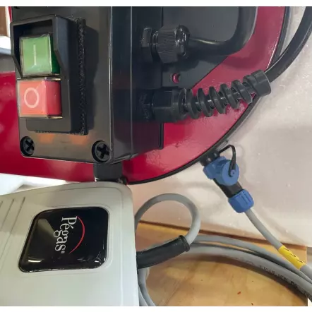 PEGAS-SCP6210VH-Pedale-electronique-avec-variateur-de-vitesse-pour-scies-a-chantourner-SCP6210VH-1