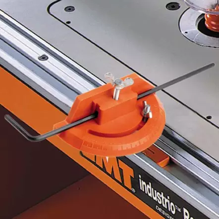 CMT - Table pour défonceuse Industrio + Défonceuse CMT7 2400 W