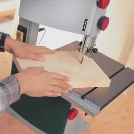 METABO-BAS261-Precision-Scie-a-ruban-Puissance-absorbee-