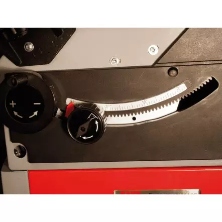 TS250F Scie circulaire sur table avec chariot 1650x250 mm 400V - 50Hz 2200W - 3CV