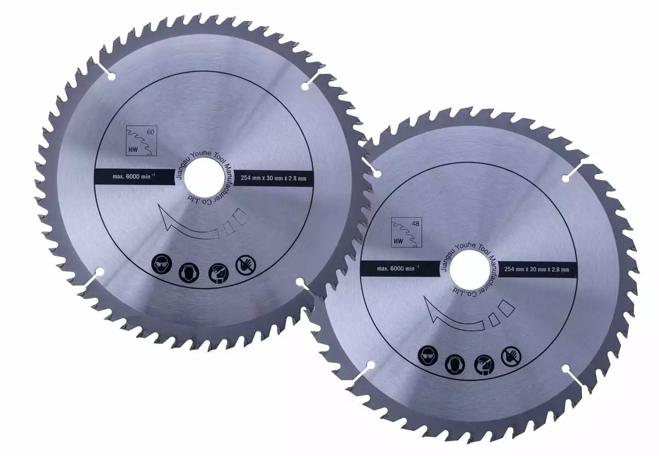 Lame Scie Circulaire BGS 210mm - Métal Dur, 40 Dents, Alésage 30mm, Épaisseur 2.6mm - Pour Bois, Métal
