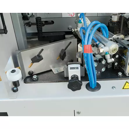 VIRUTEX - EB140 Plaqueuse de chants à bac de colle 230V ou 400V - Ecran tactile