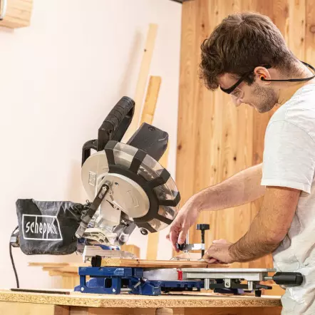 HM216SPX - Scie à onglet - 2000 W - Lame ø210mm (24 dents) Multimatériaux + 1 lame 48 dents Offerte !