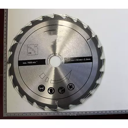 Lame de scie circulaire HW Ø 250 x 30 x 2,4 x 1,8 mm / Z 24