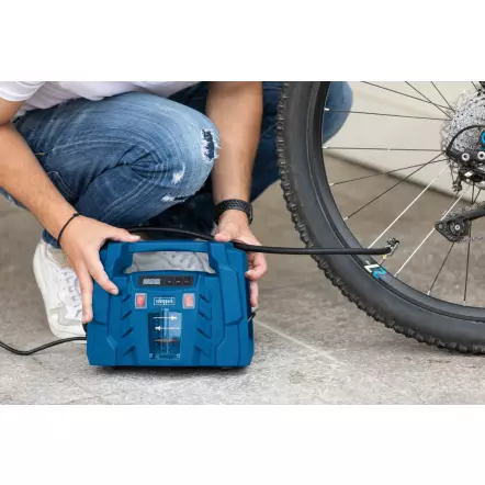 AIR FORCE 5 - Compresseur portatif 12V/230V Pression 8 bar max. + kit d'accessoires 5 pcs