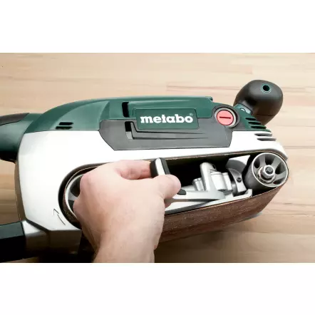 METABO-BAE-75-Ponceuse-a-bande-1010W-Surface-d-appui-de--5