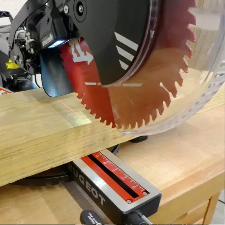 ENERGYSAW-305-STB2-Accessoires-fournis-1