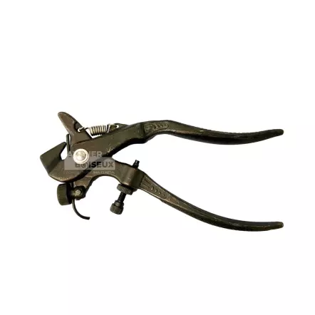 Pince-a-avoyer-4