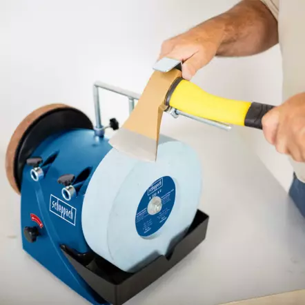 SCHEPPACH - TIGER 3000VS (Vario Speed) Affûteuse à eau - Meule Ø 250x60mm 230-240V 50Hz 180W