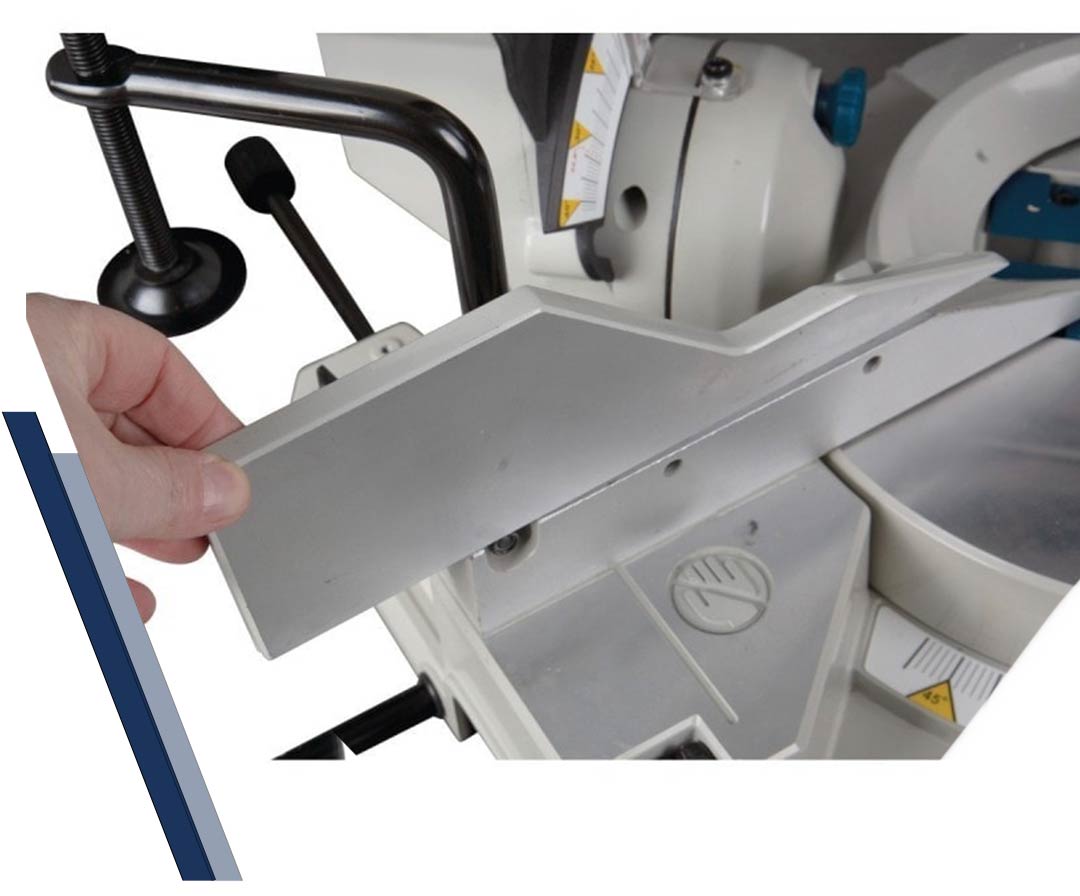 Guide et dispositif de serrage